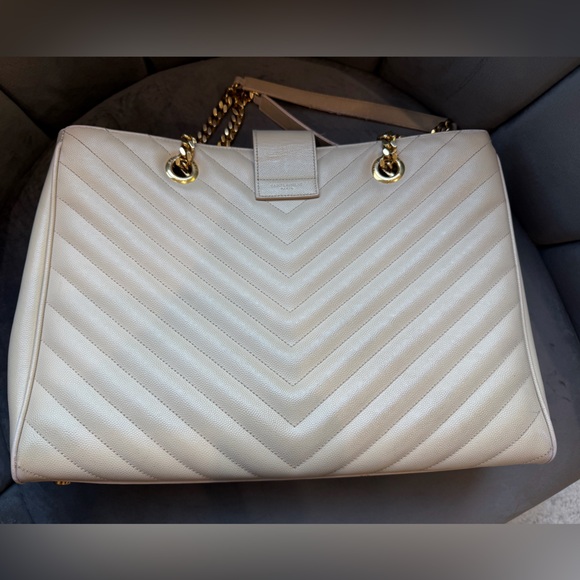 Reserved- YSL Matelasse Quilted Shopper Tote Bag beige gold - Picture 5 of 17